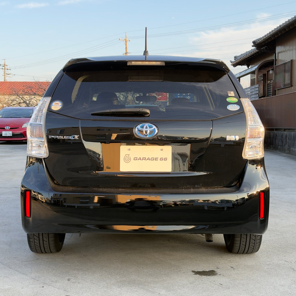Toyota Prius Alpha G