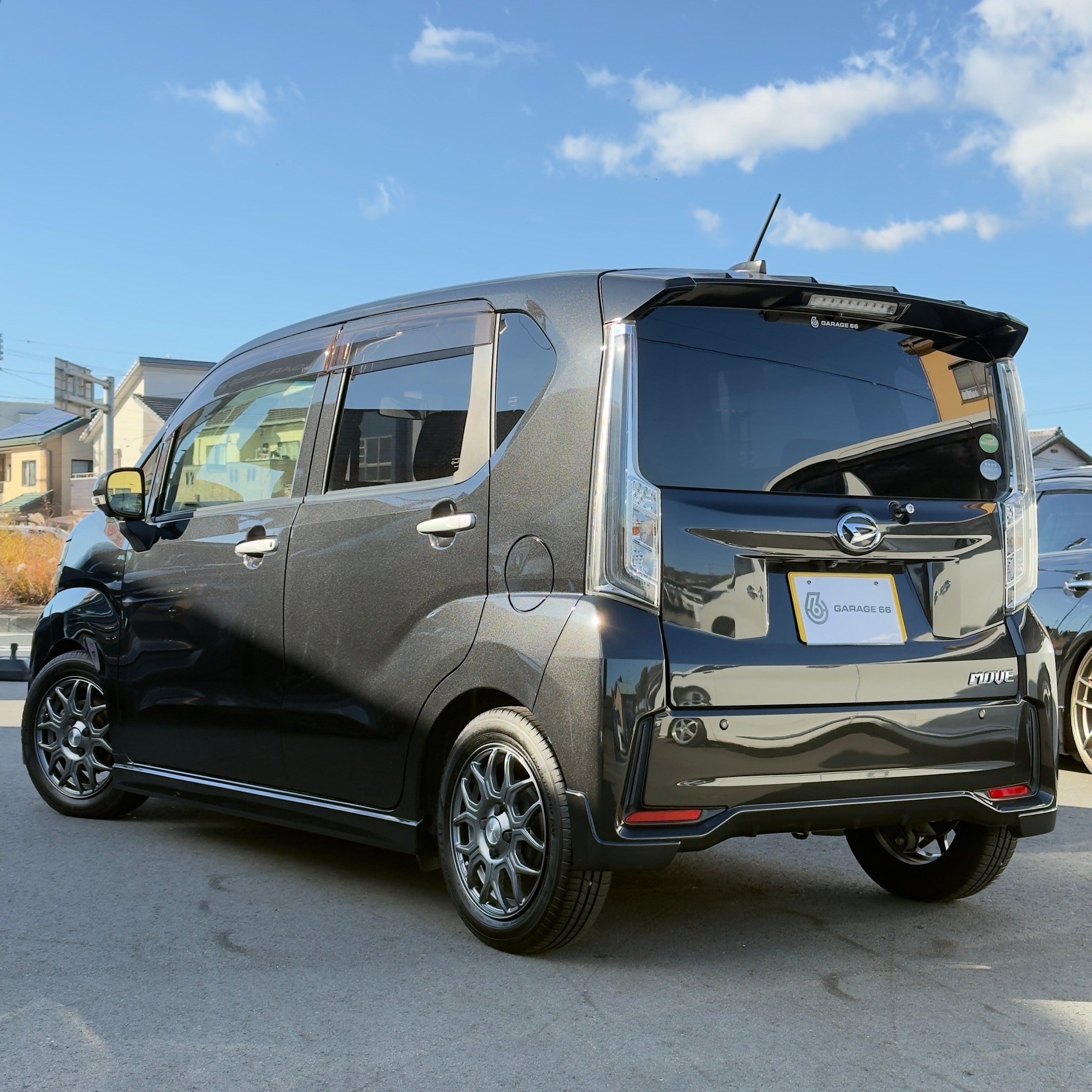 Daihatsu Move Custom X Limited II SA III