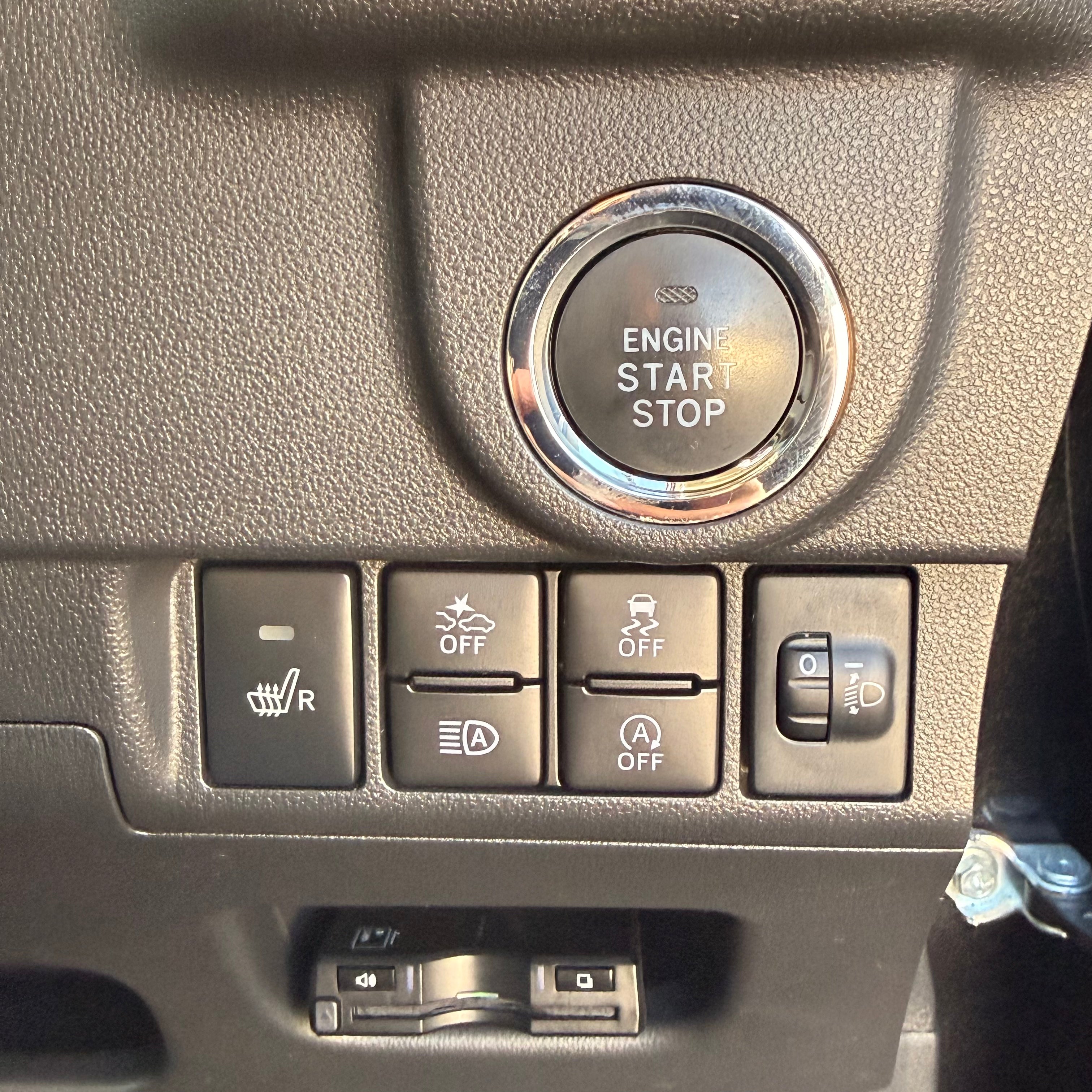 Daihatsu Move Custom X Limited II SA III