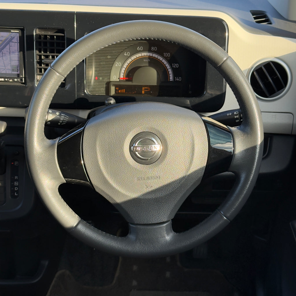 Nissan Moco X