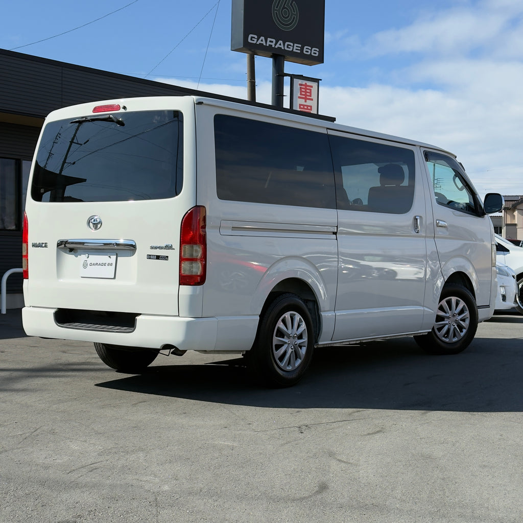 Toyota Hiace Super GL