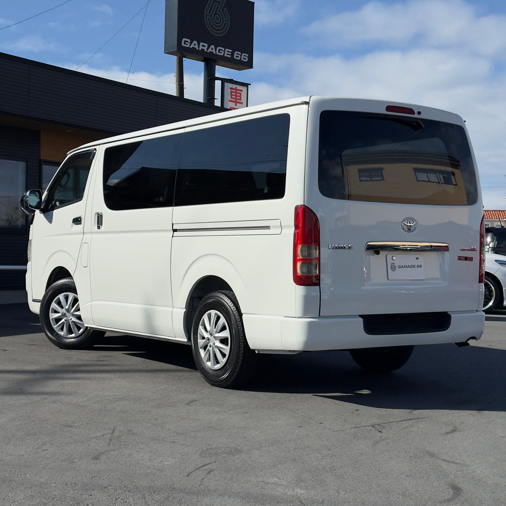 Toyota Hiace Super GL